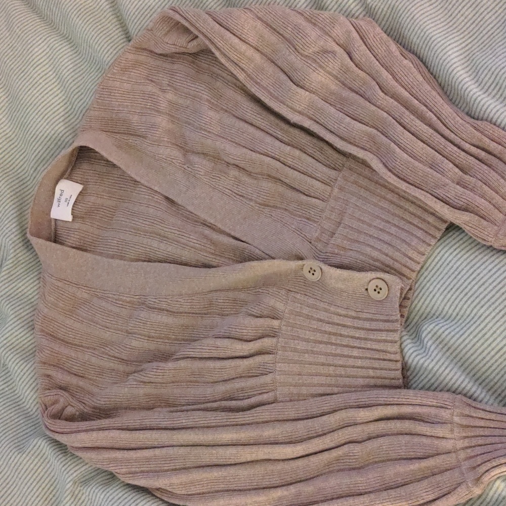 Aritzia Wilfred Plunge Front Cardigan